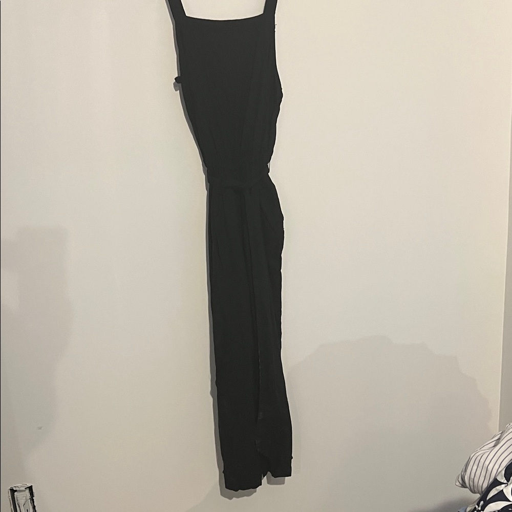 Old Navy Black Sleeveless Jumpsuit